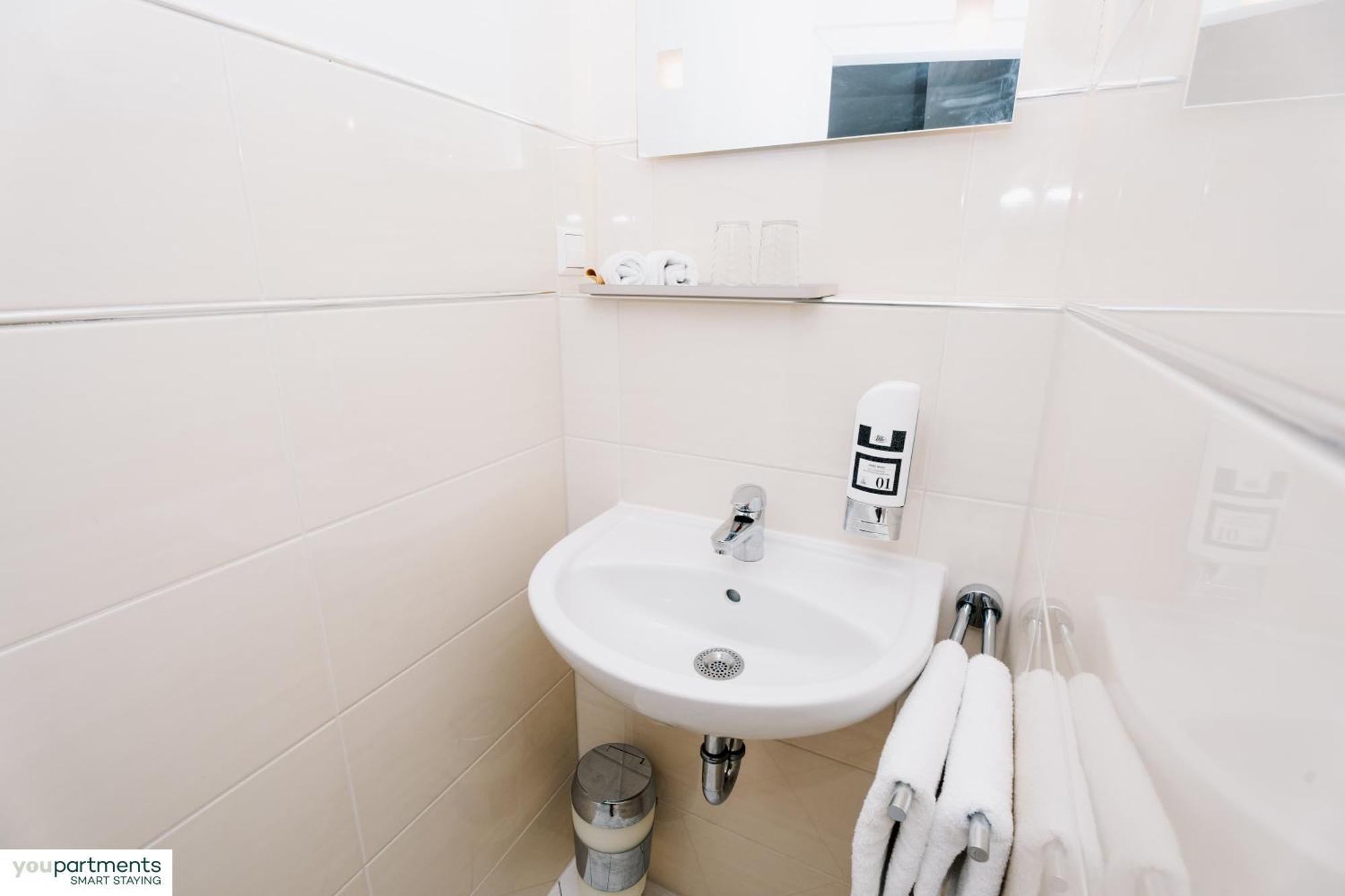 Youpartments - Zentrale Micro Apartments Kaiserslautern Phòng bức ảnh